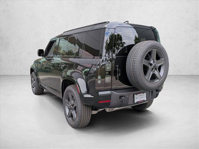 New 2026 Land Rover Defender 110 X-Dynamic SE image 8