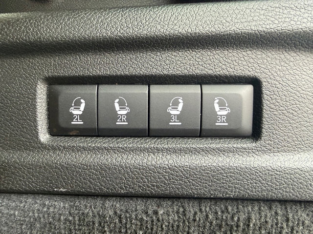 Used 2023 Jeep Grand Cherokee L Summit w/ Advanced Protech Group IV image 23