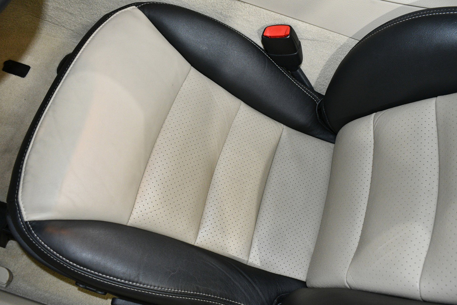 Used 2011 Chevrolet Corvette Grand Sport w/ Preferred Equipment Group image 11