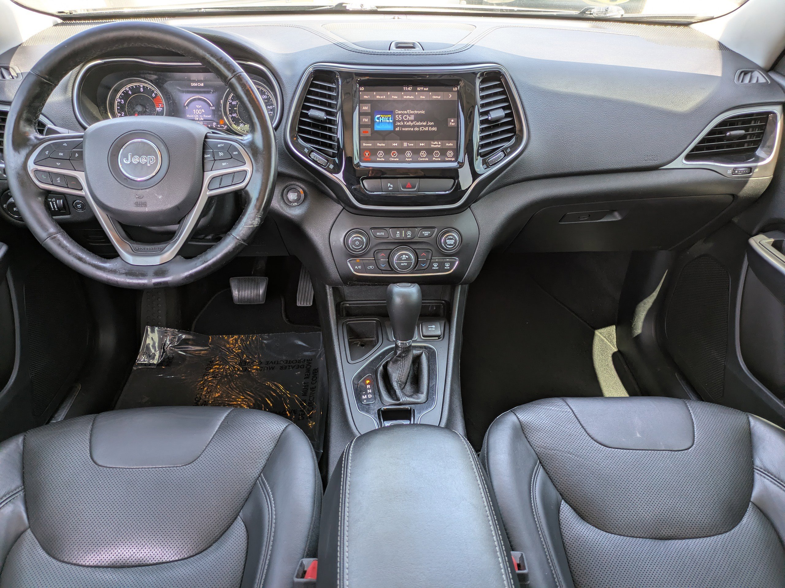 Used 2019 Jeep Cherokee Limited FWD image 14
