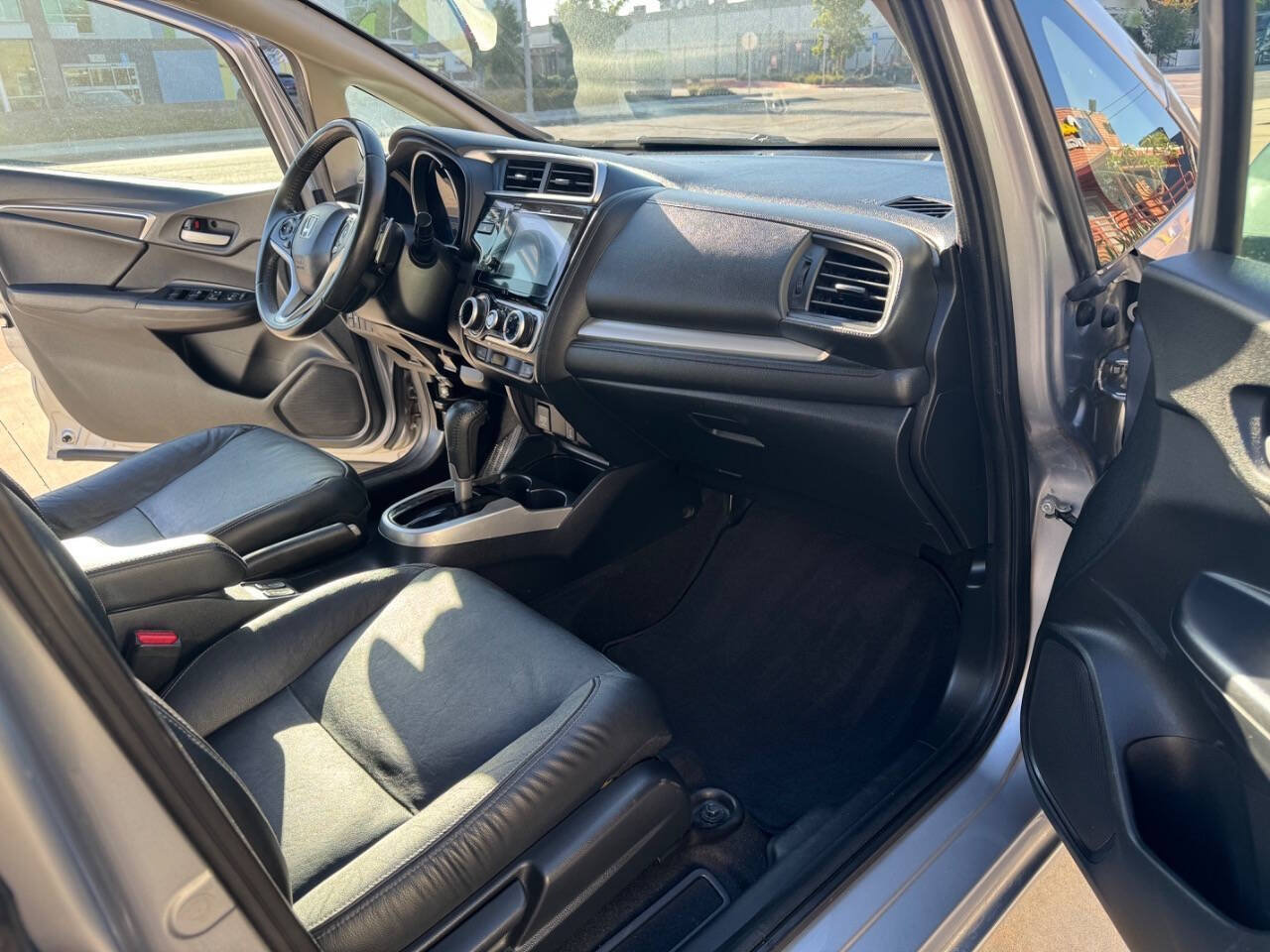 Used 2019 Honda Fit EX-L image 13