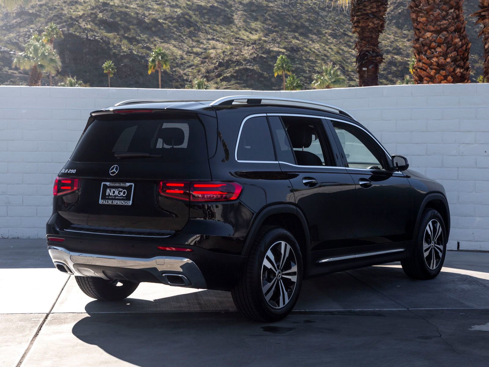 Used 2025 Mercedes-Benz GLB 250 image 10