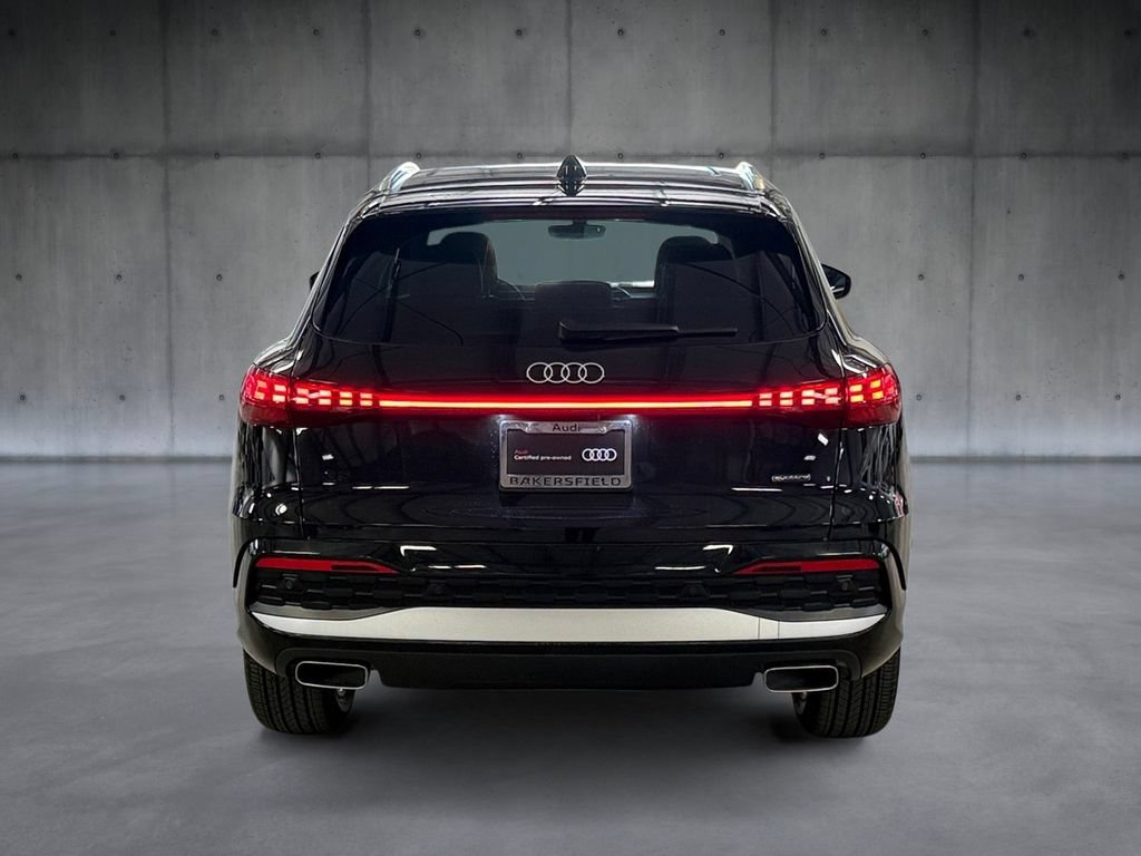 Certified 2025 Audi Q5 Premium w/ Convenience Package AWD/4WD image 4