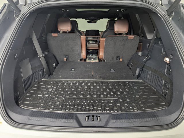 Used 2025 Lincoln Aviator Reserve w/ Equipment Group 201A image 19