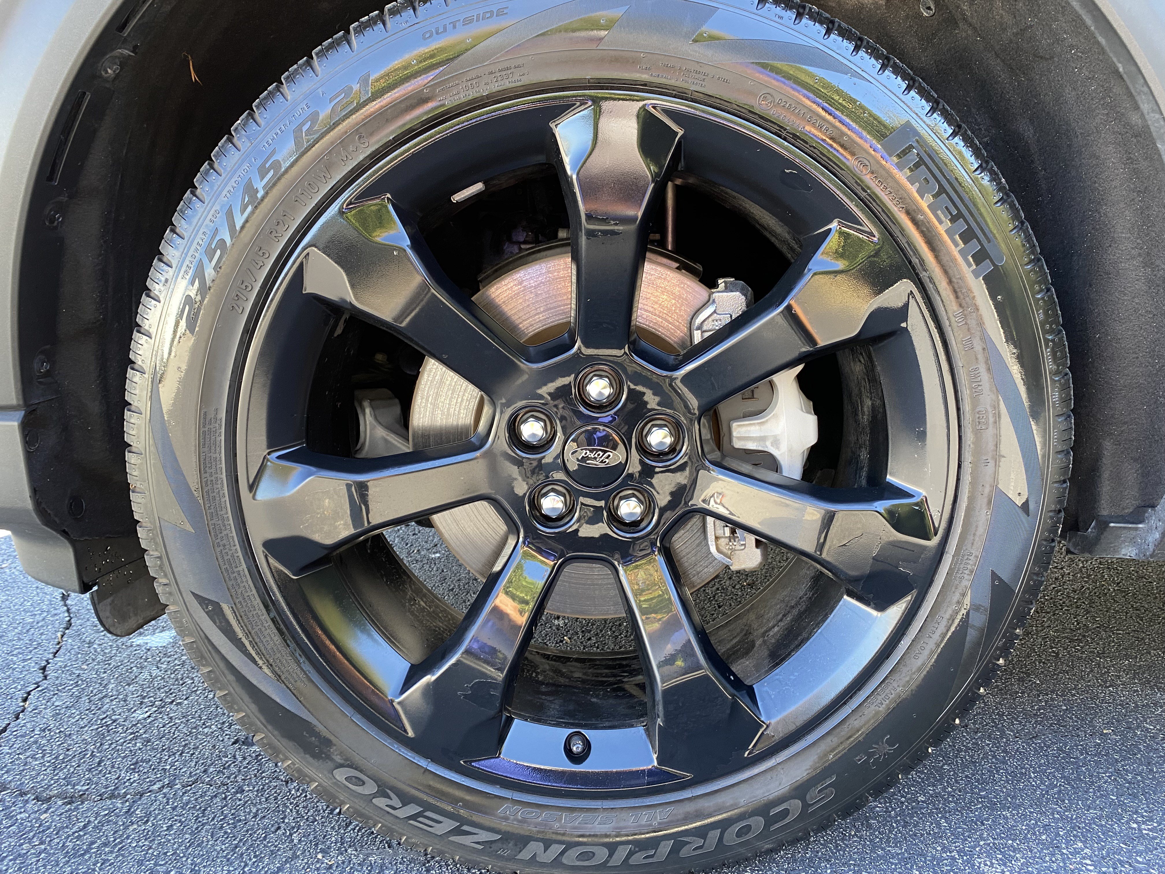 Used 2024 Ford Explorer ST-Line w/ Class IV Trailer Tow Package RWD image 42