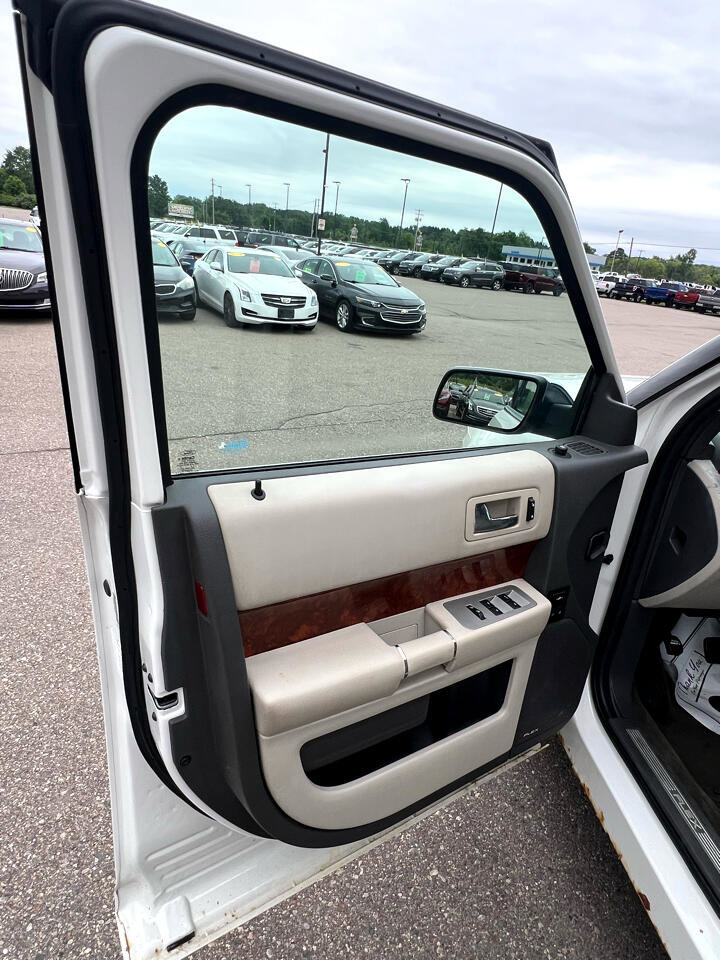 Used 2011 Ford Flex Limited image 10
