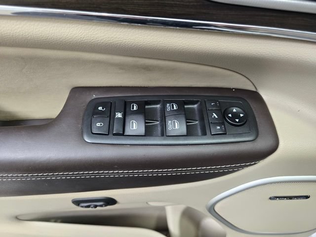Used 2021 Jeep Grand Cherokee Summit AWD/4WD image 9