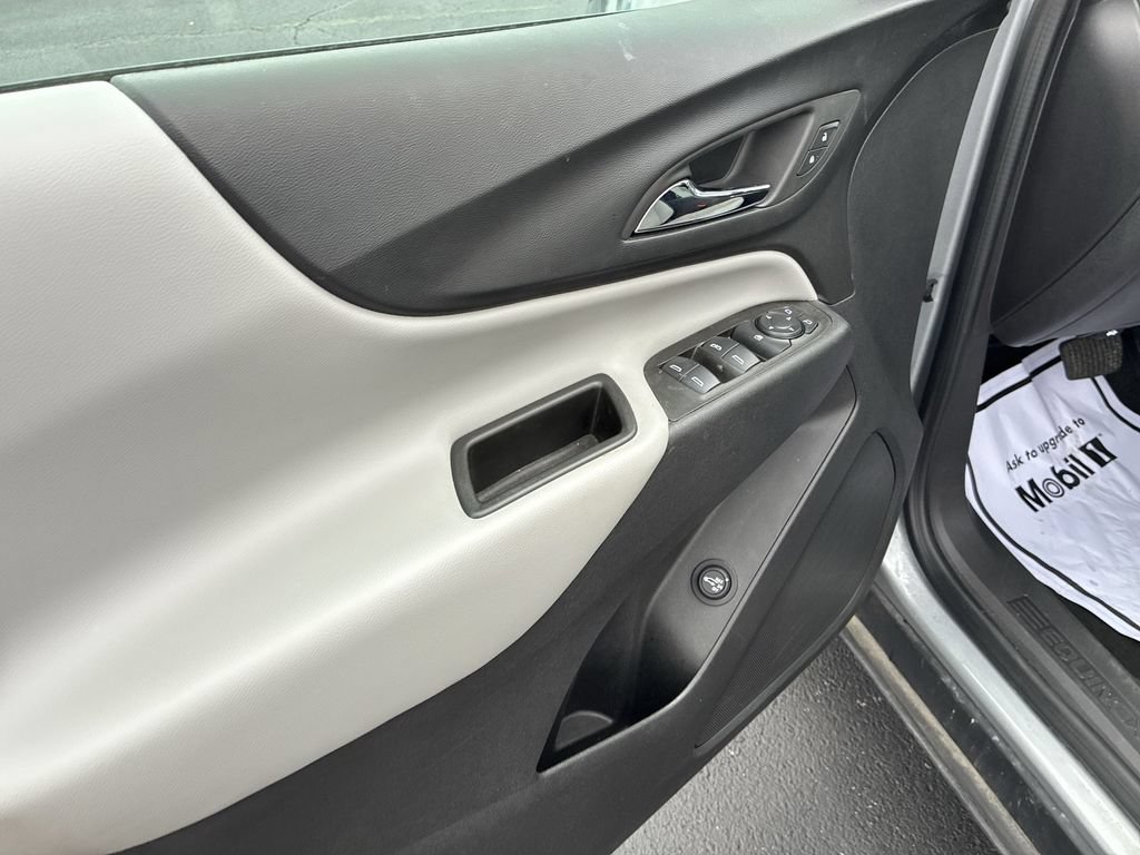 Used 2024 Chevrolet Equinox LT AWD/4WD image 13