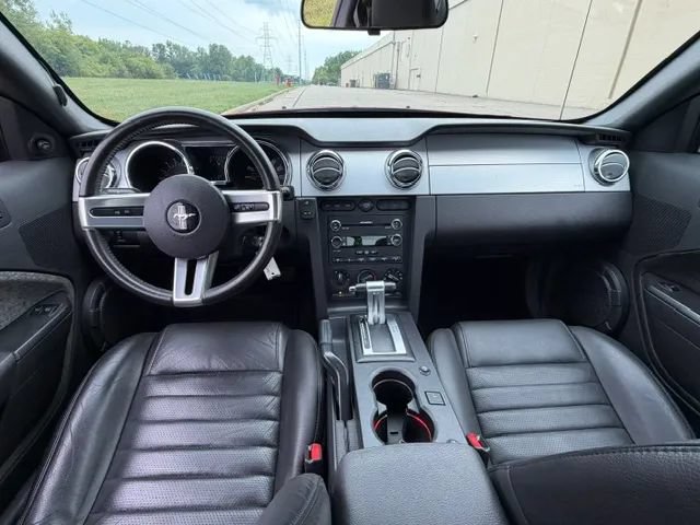 Used 2009 Ford Mustang Premium RWD image 20