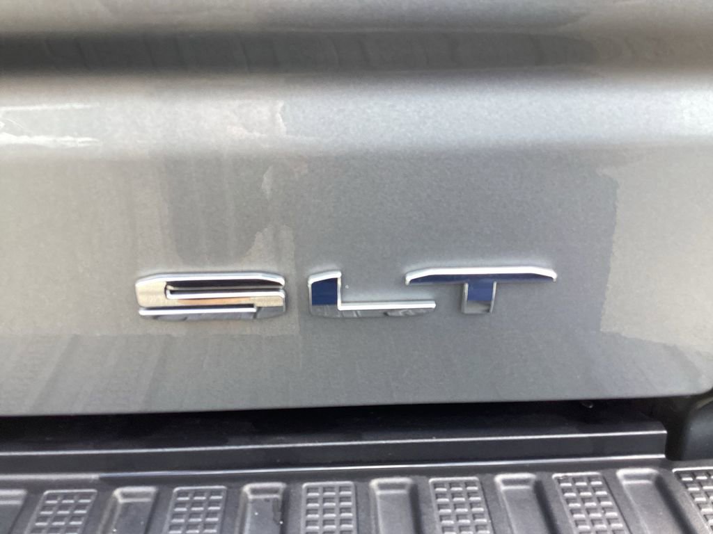Used 2023 GMC Sierra 1500 SLT w/ SLT Premium Package AWD/4WD image 21