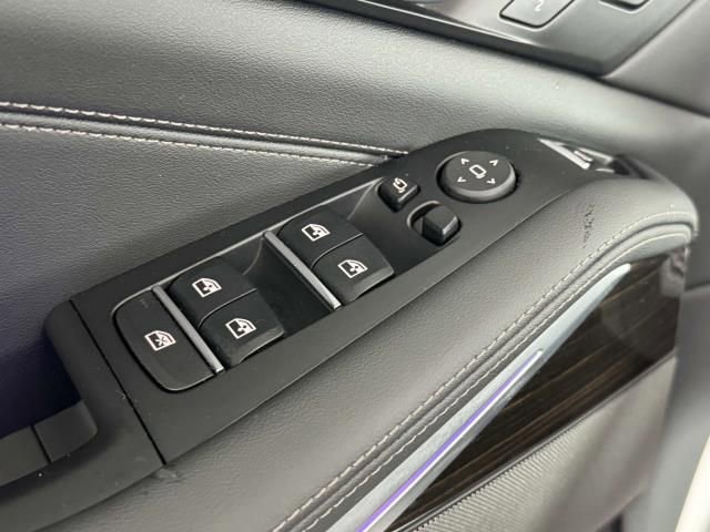 Used 2025 BMW X5 xDrive40i w/ Climate Comfort Package image 18