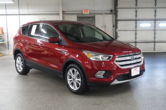 Used 2019 Ford Escape SE FWD image 1