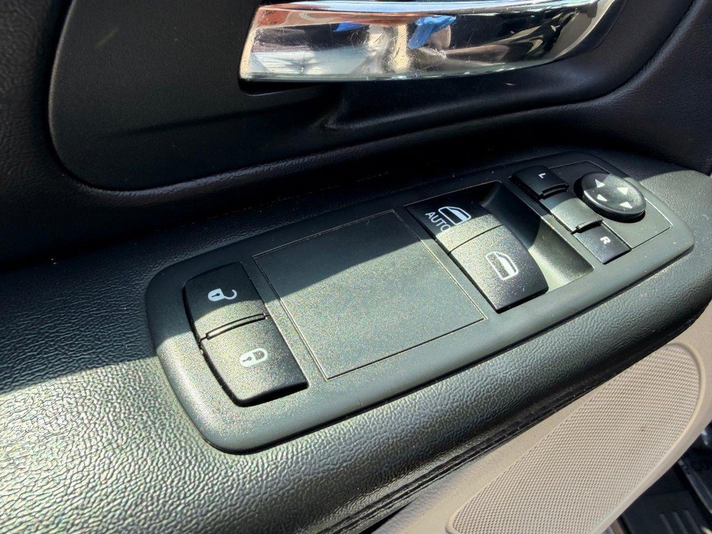 Used 2014 Dodge Grand Caravan SE w/ Quick Order Package 29E SE FWD image 32