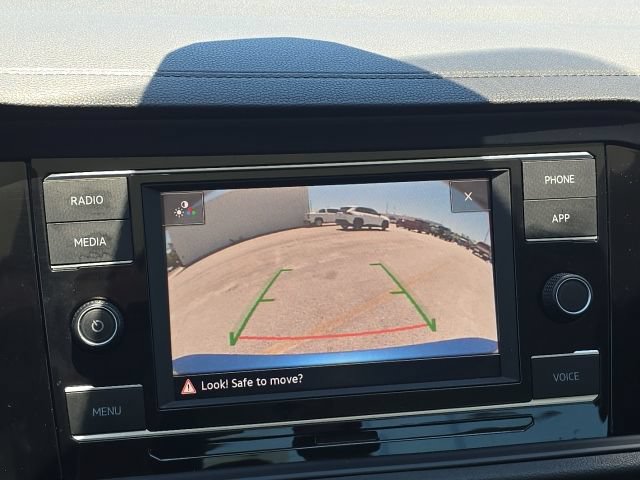 Used 2023 Volkswagen Jetta SE FWD image 23