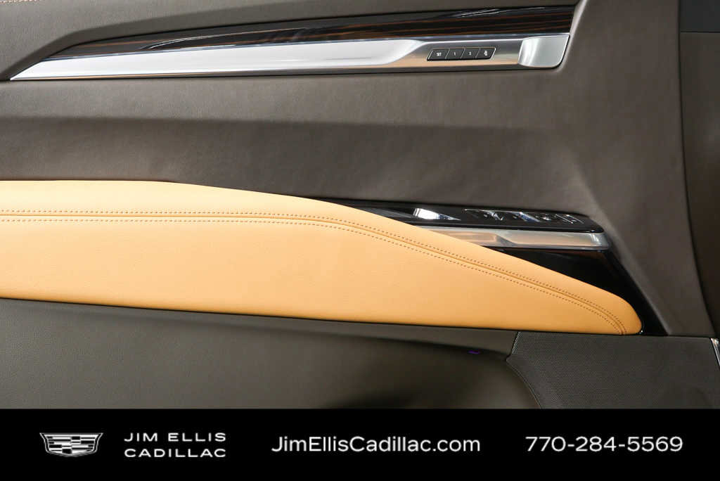 New 2026 Cadillac Escalade Luxury w/ Touring Package AWD/4WD image 6