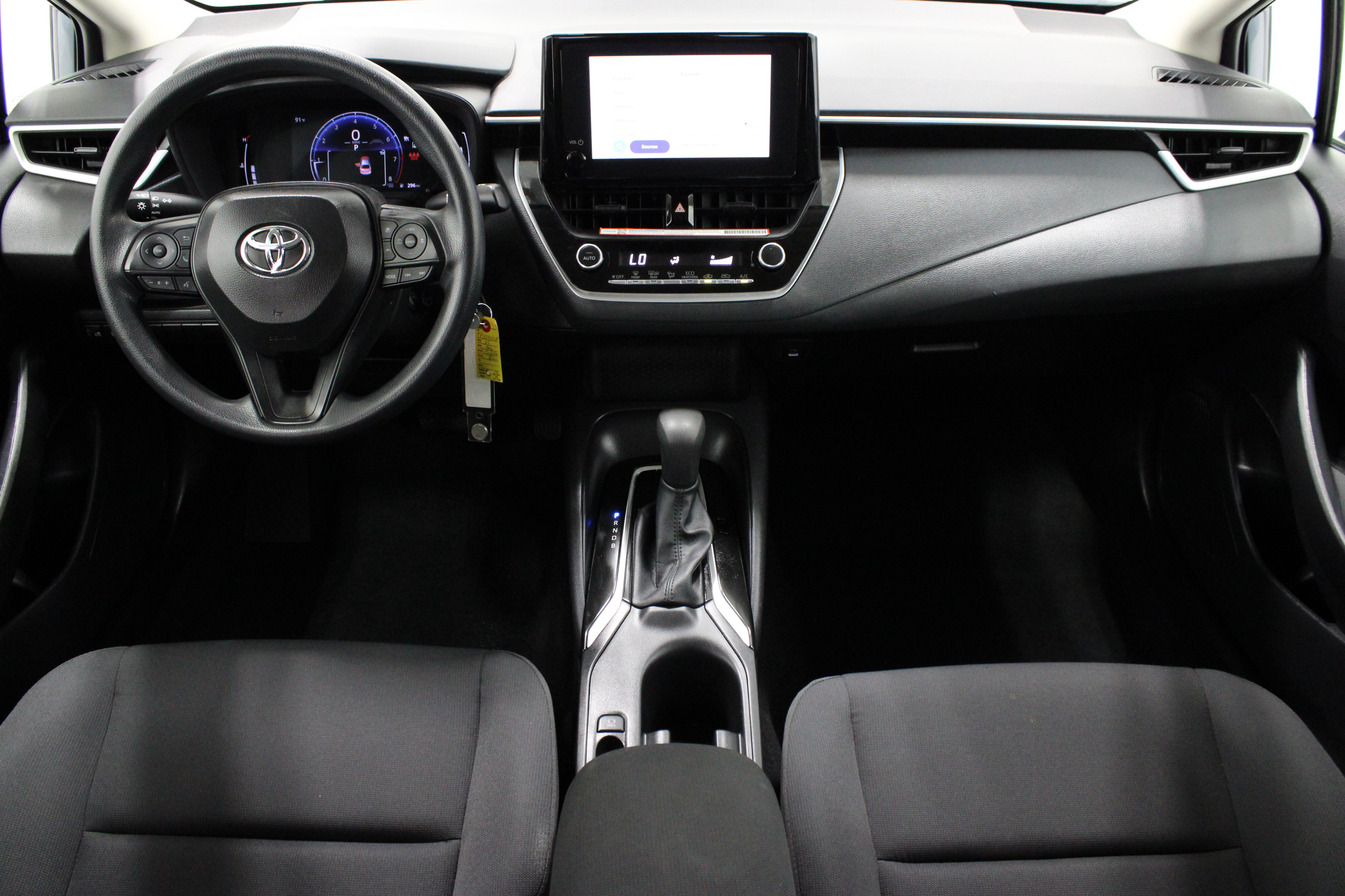 Certified 2026 Toyota Corolla LE FWD image 27
