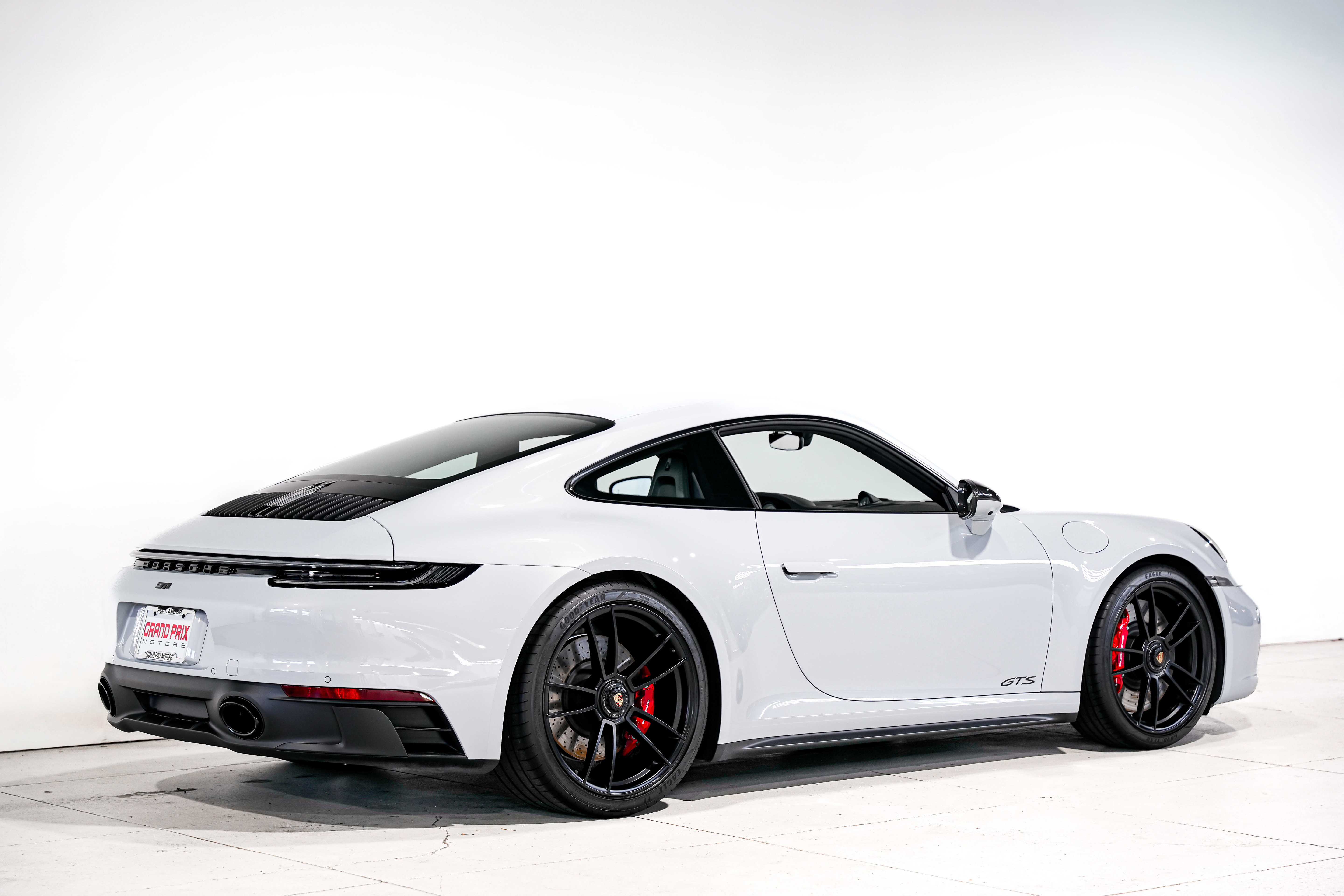 Used 2023 Porsche 911 Carrera GTS image 4