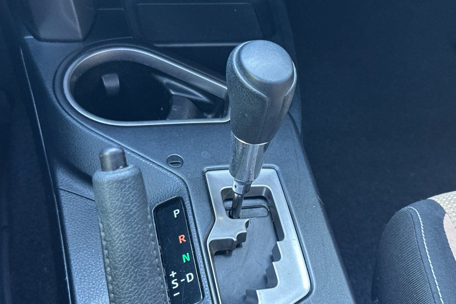 Used 2016 Toyota RAV4 XLE image 27