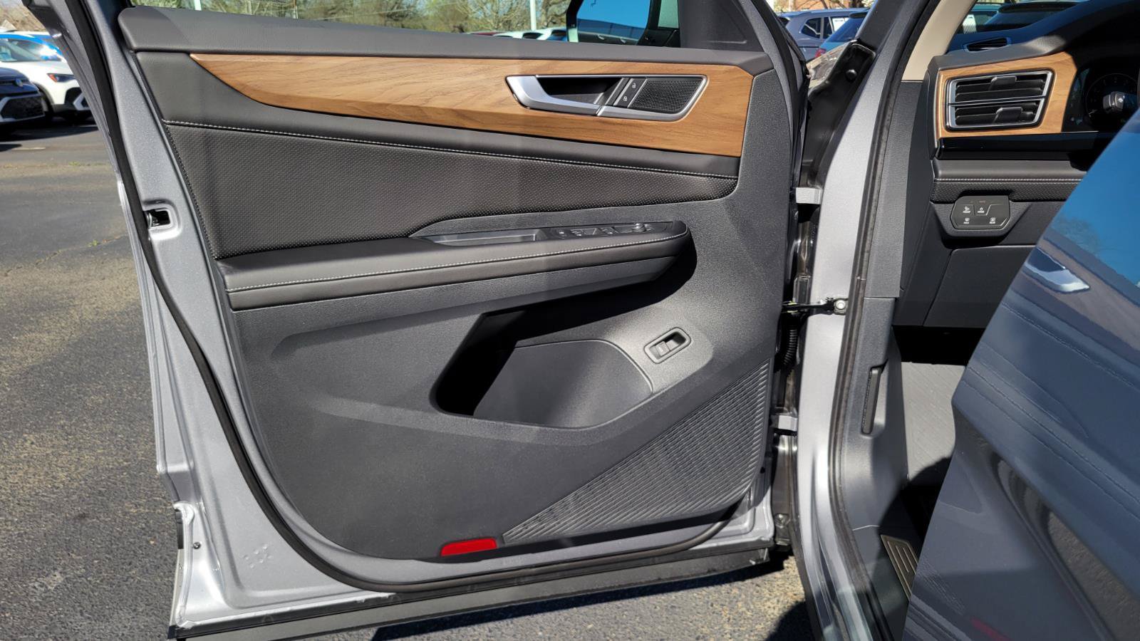 New 2026 Volkswagen Atlas SE AWD/4WD image 18
