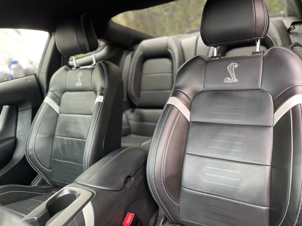 Used 2021 Ford Mustang Shelby GT500 w/ Technology Package RWD image 18