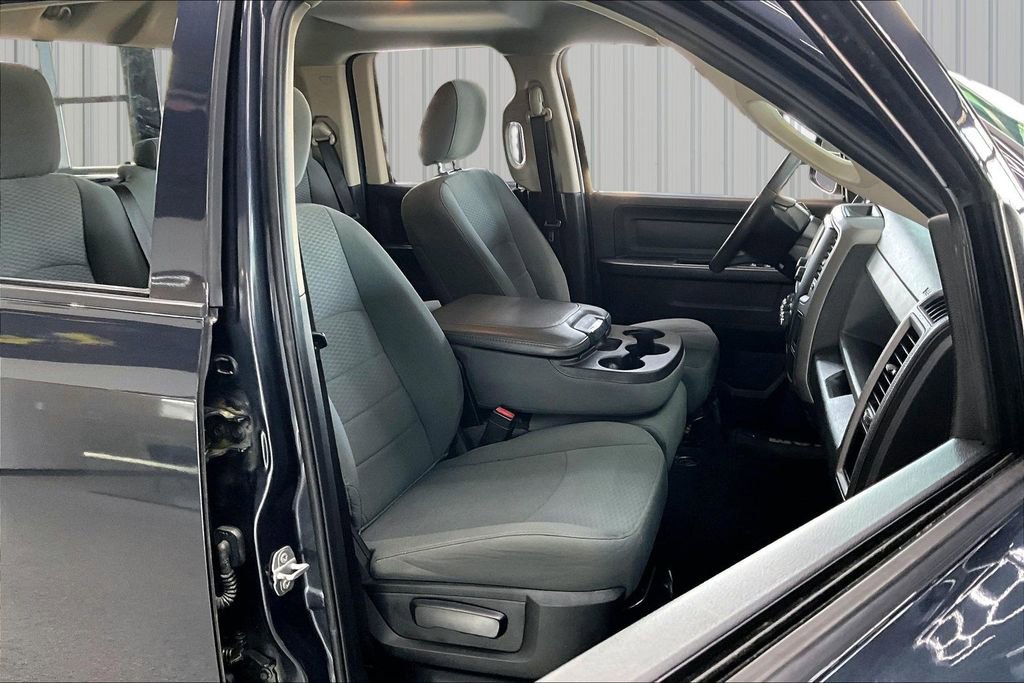Used 2018 RAM 1500 Express AWD/4WD image 24
