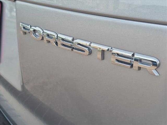 Used 2014 Subaru Forester 2.5i Premium w/ All-Weather Package AWD/4WD image 12