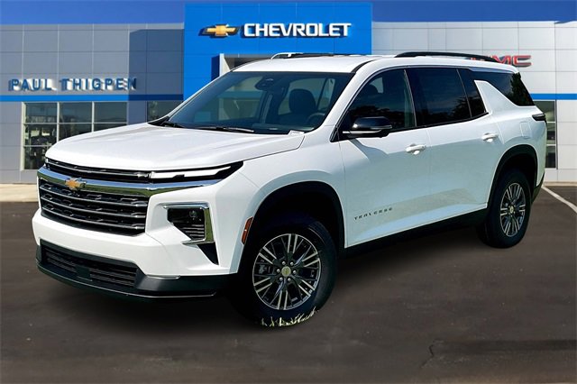 New 2026 Chevrolet Traverse LT w/ Driver Confidence Package image 2