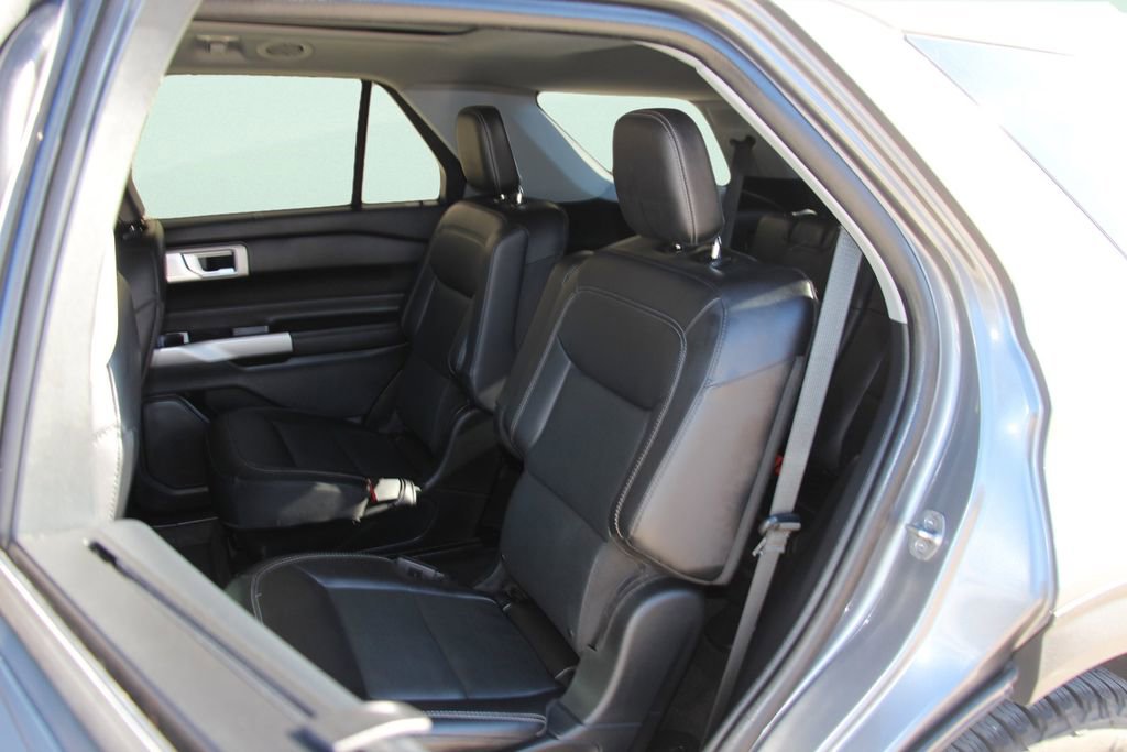 Used 2024 Ford Explorer Limited w/ Limited Technology Package image 25