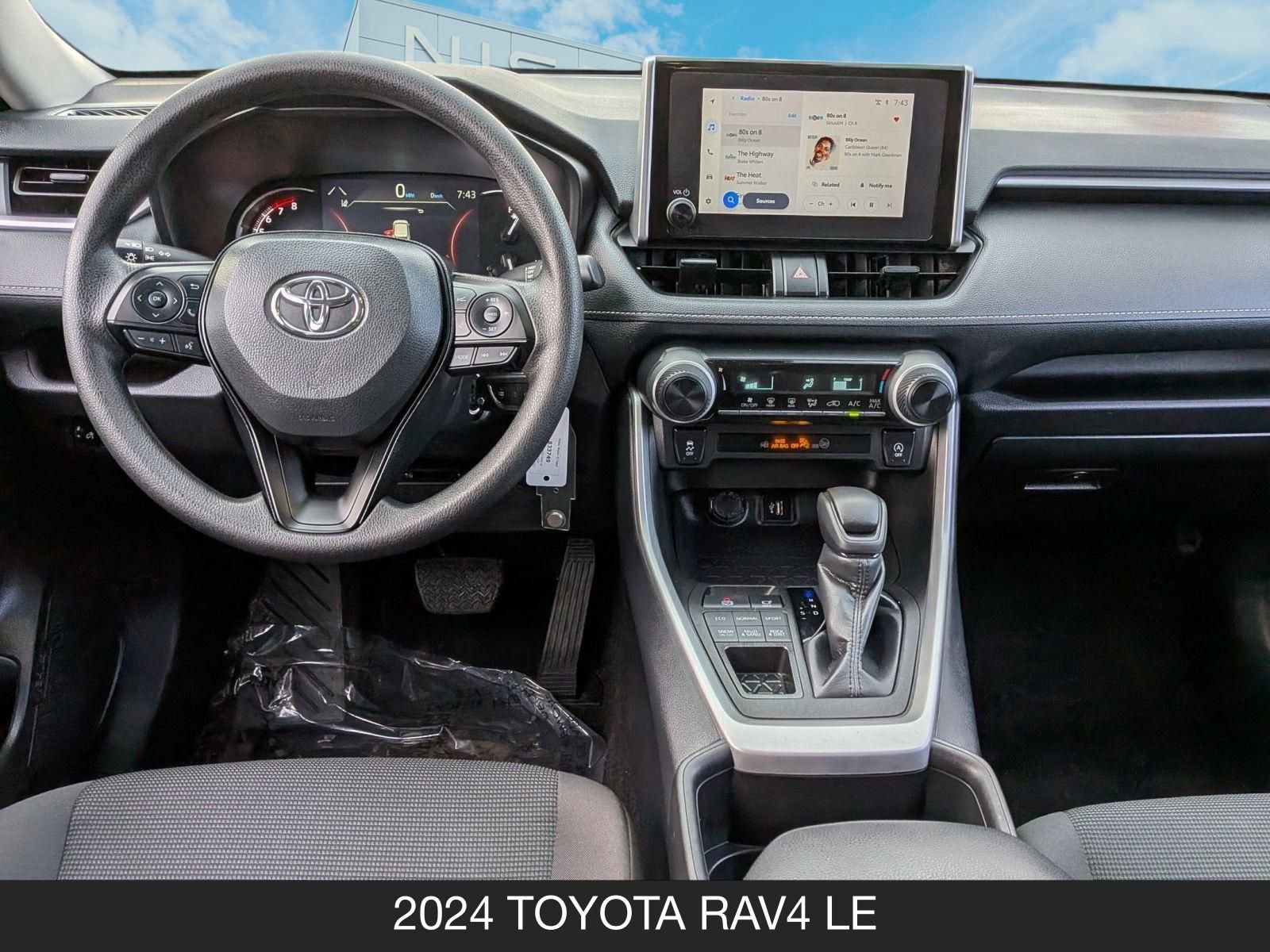 Used 2024 Toyota RAV4 LE image 15