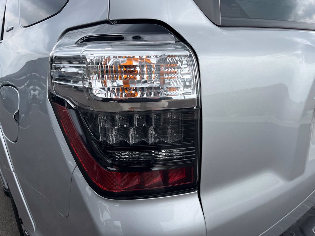Used 2023 Toyota 4Runner Limited AWD/4WD image 7
