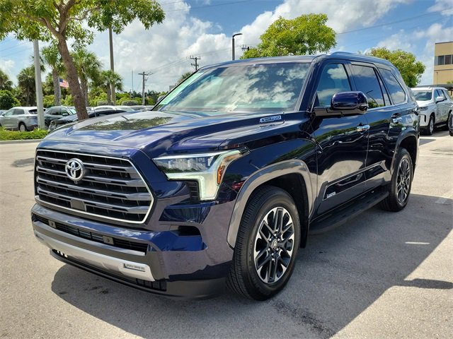 Used 2025 Toyota Sequoia SR5 image 3