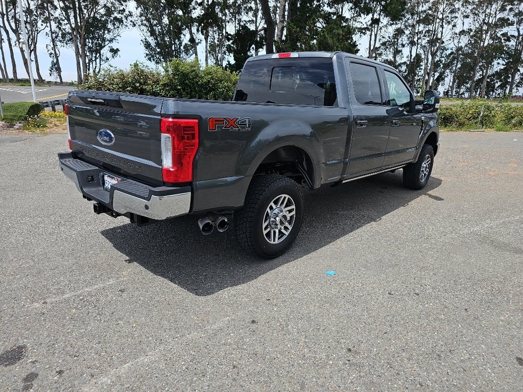 Used 2019 Ford F350 Lariat w/ Lariat Ultimate Package AWD/4WD image 6