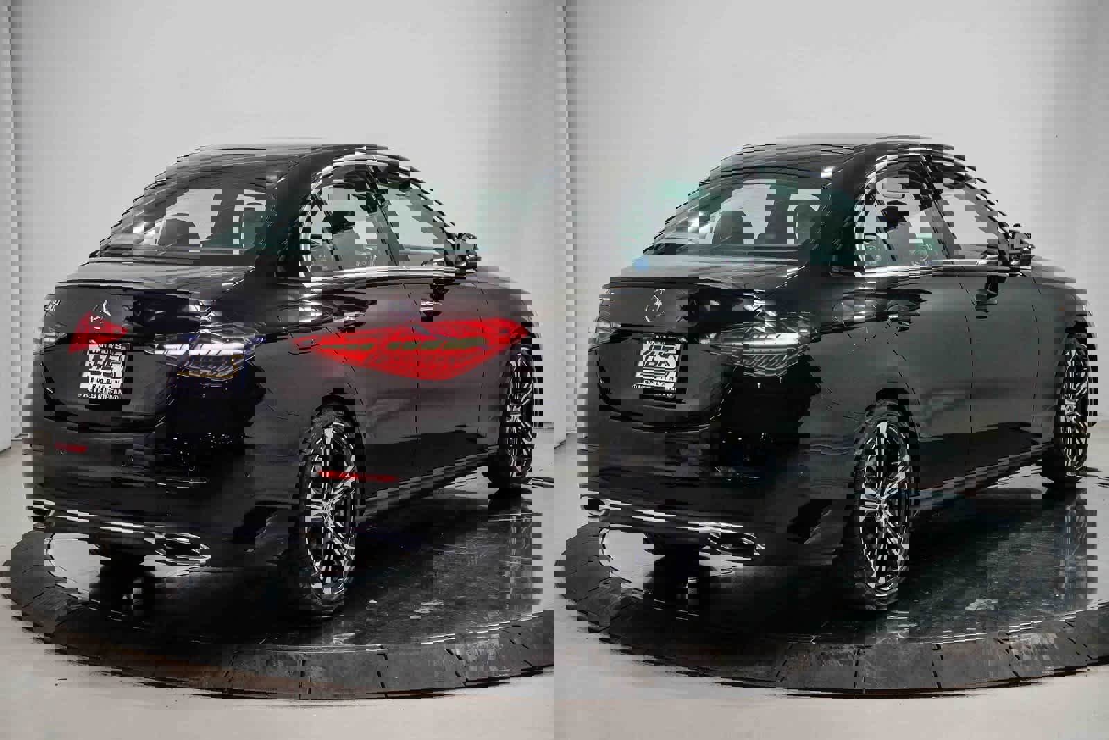 Certified 2022 Mercedes-Benz C 300 Sedan image 4