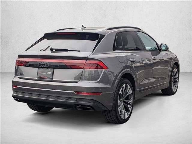 Certified 2025 Audi Q8 Prestige image 5