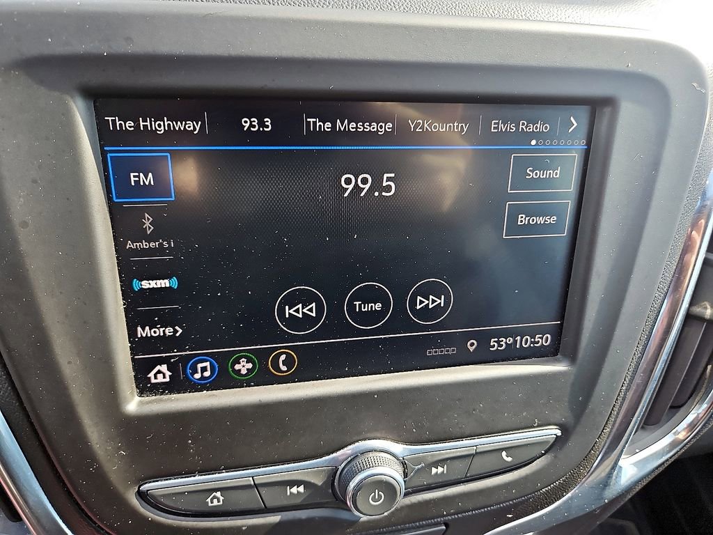 Used 2021 Chevrolet Equinox LT image 18