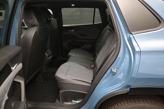 New 2026 Volkswagen Tiguan SE R-Line AWD/4WD image 11