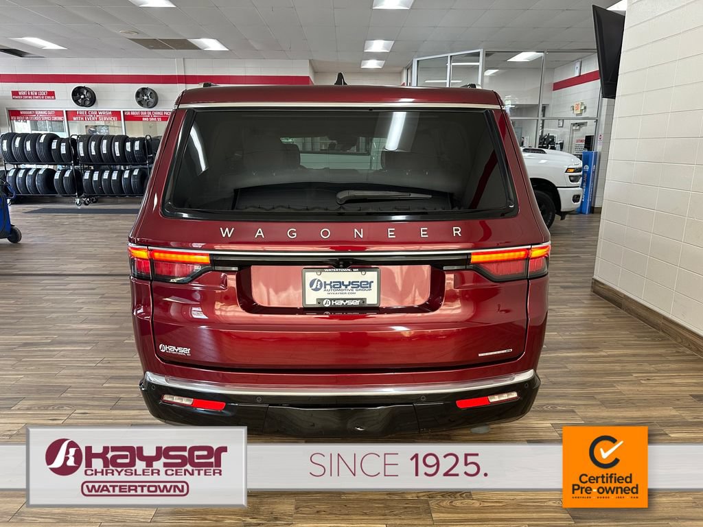 Certified 2024 Jeep Wagoneer Series III AWD/4WD image 4