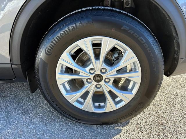 Used 2025 Ford Escape Active w/ Cold Weather Package image 8