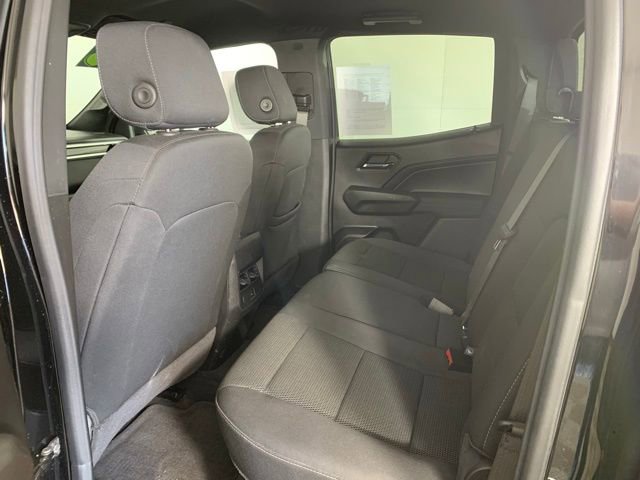 Used 2025 GMC Canyon Elevation image 26