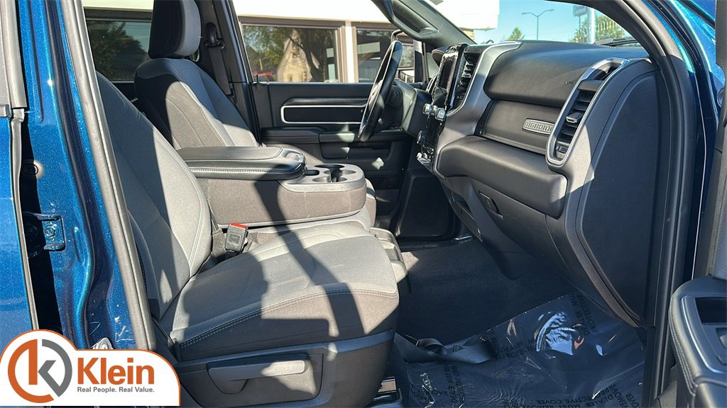 Used 2024 RAM 2500 Big Horn w/ Safety Group image 31