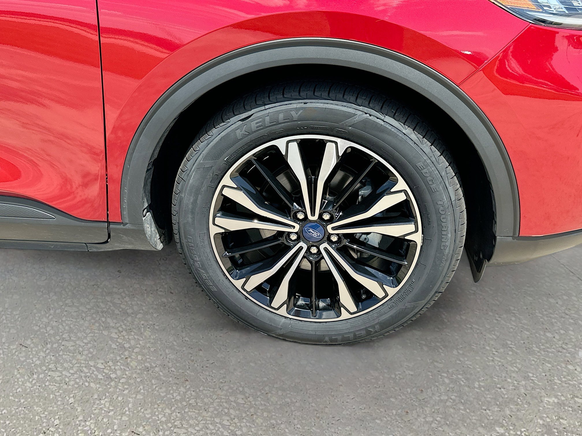 Certified 2021 Ford Escape SE w/ SE Sport Appearance Package image 29