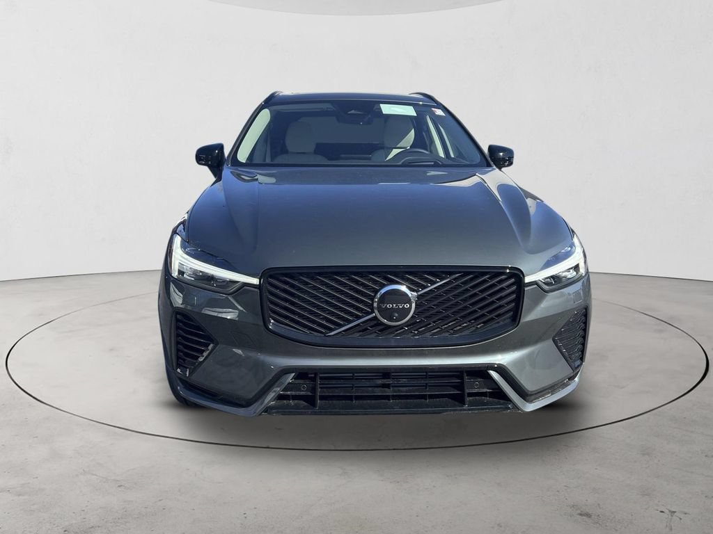 New 2026 Volvo XC60 T8 Ultra w/ Protection Package Premier AWD/4WD image 9