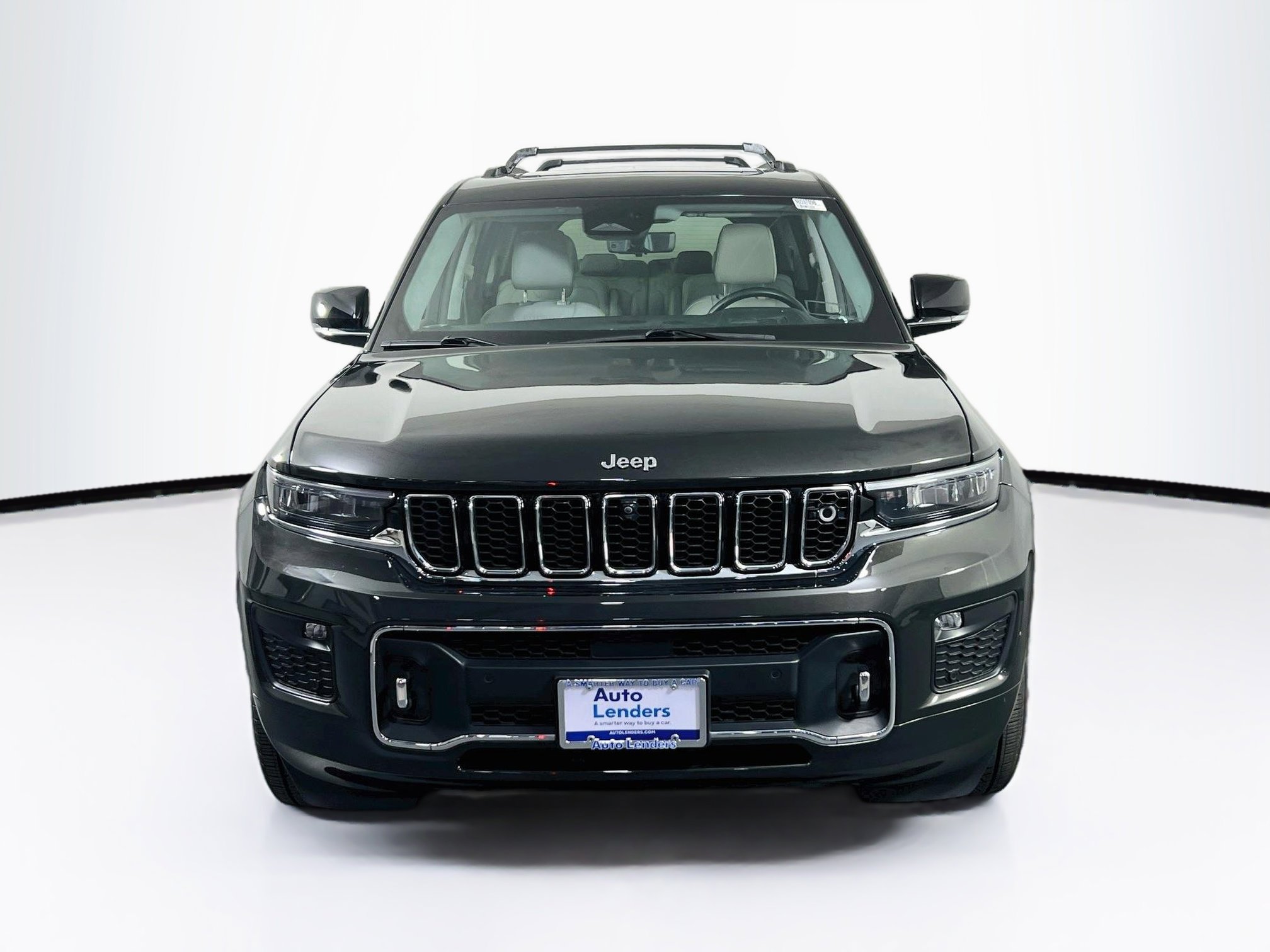 Used 2022 Jeep Grand Cherokee L Overland w/ Advanced Protech Group III AWD/4WD image 2