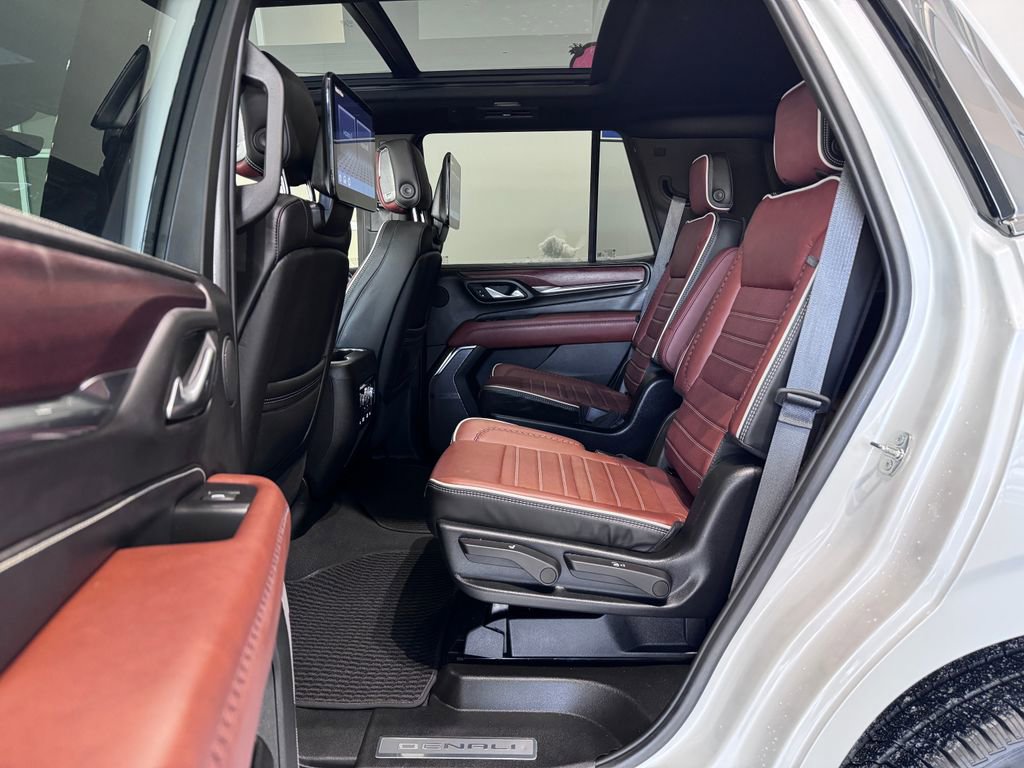 Certified 2024 GMC Yukon Denali Ultimate image 12