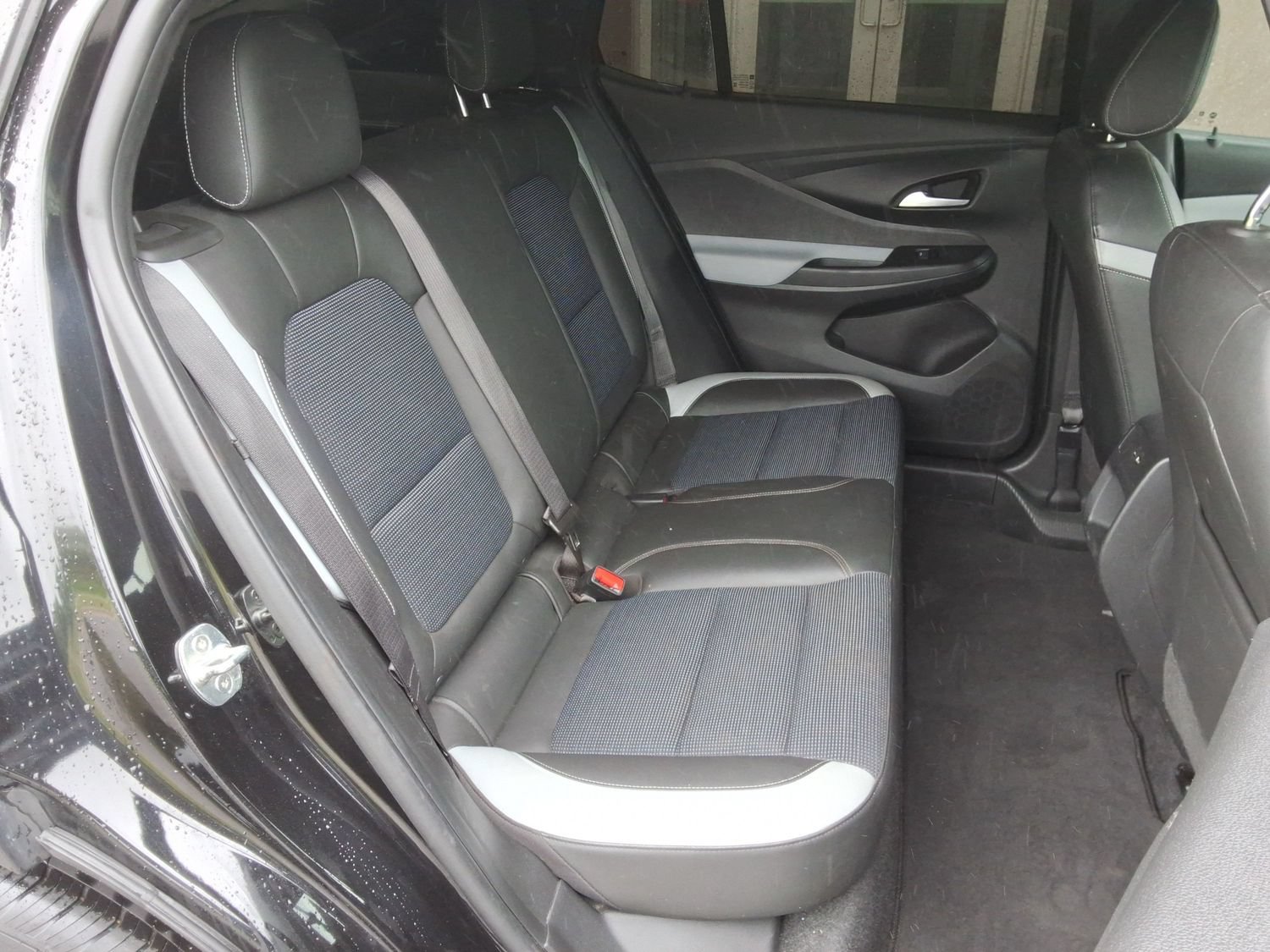 Used 2024 Buick Envista Preferred w/ Convenience I Package FWD image 32
