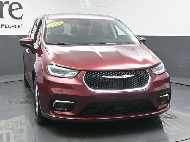 Used 2023 Chrysler Pacifica Touring-L FWD image 53