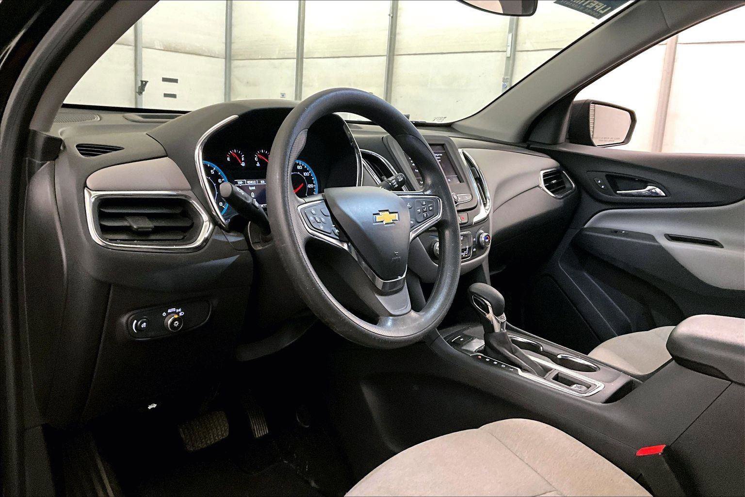 Used 2024 Chevrolet Equinox LS image 12