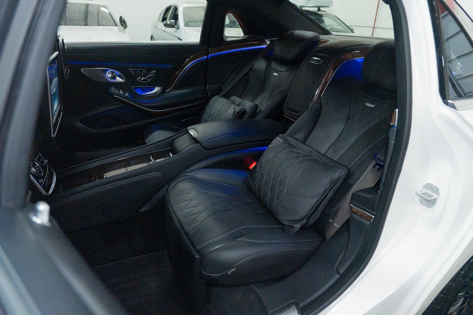 Used 2016 Mercedes-Benz Maybach S 600 image 30