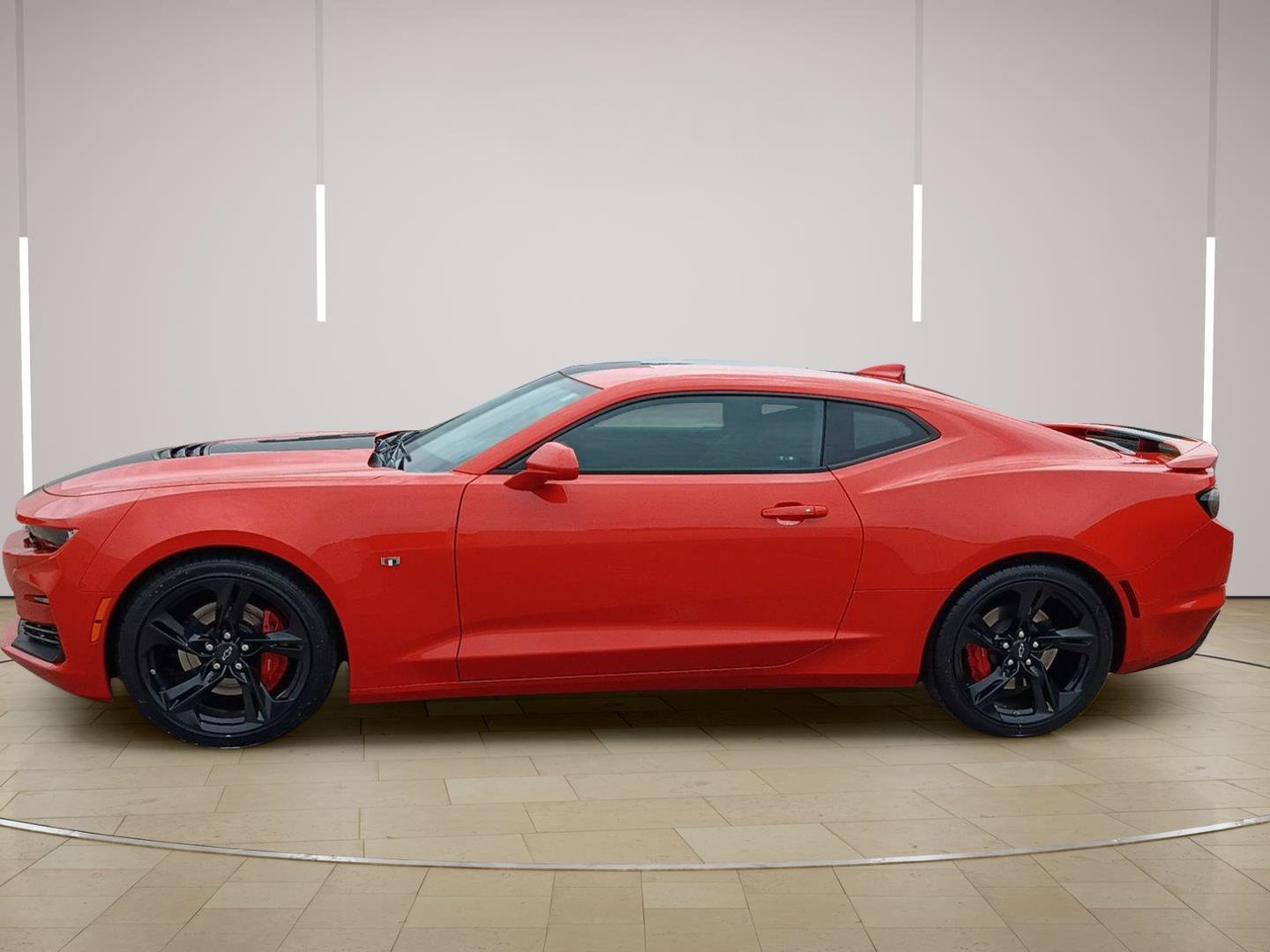 Used 2020 Chevrolet Camaro SS RWD image 36