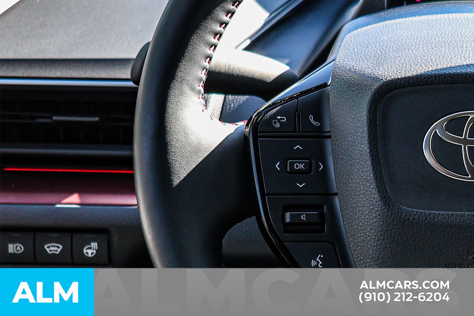 Used 2024 Toyota Prius Prime Premium w/ Advanced Technology Package FWD image 28